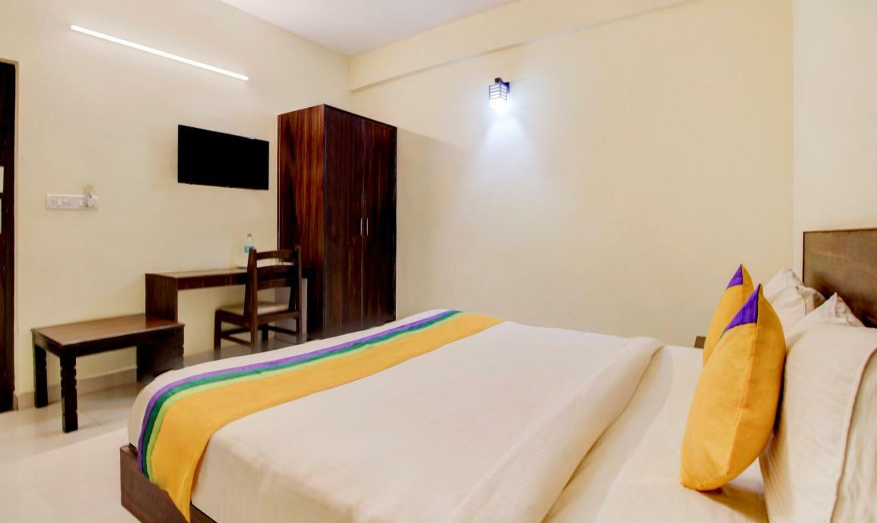 Itsy Hotels Royal Monarch Gorakhpur Ngoại thất bức ảnh